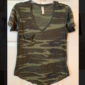 Altar’d State Camo Shirt. Size XS.